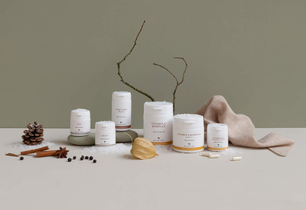 Essential vitamins & powerful herbs Essential vitamins & powerful herbs